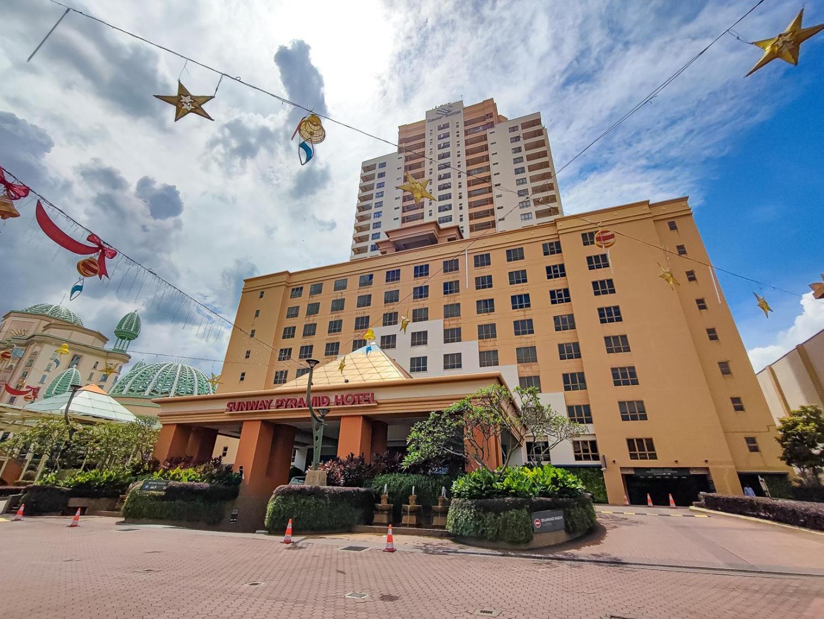 Lagoon View With Balcony 1-5Pax Sunway Resort Netflix Петалинг-Джая Экстерьер фото